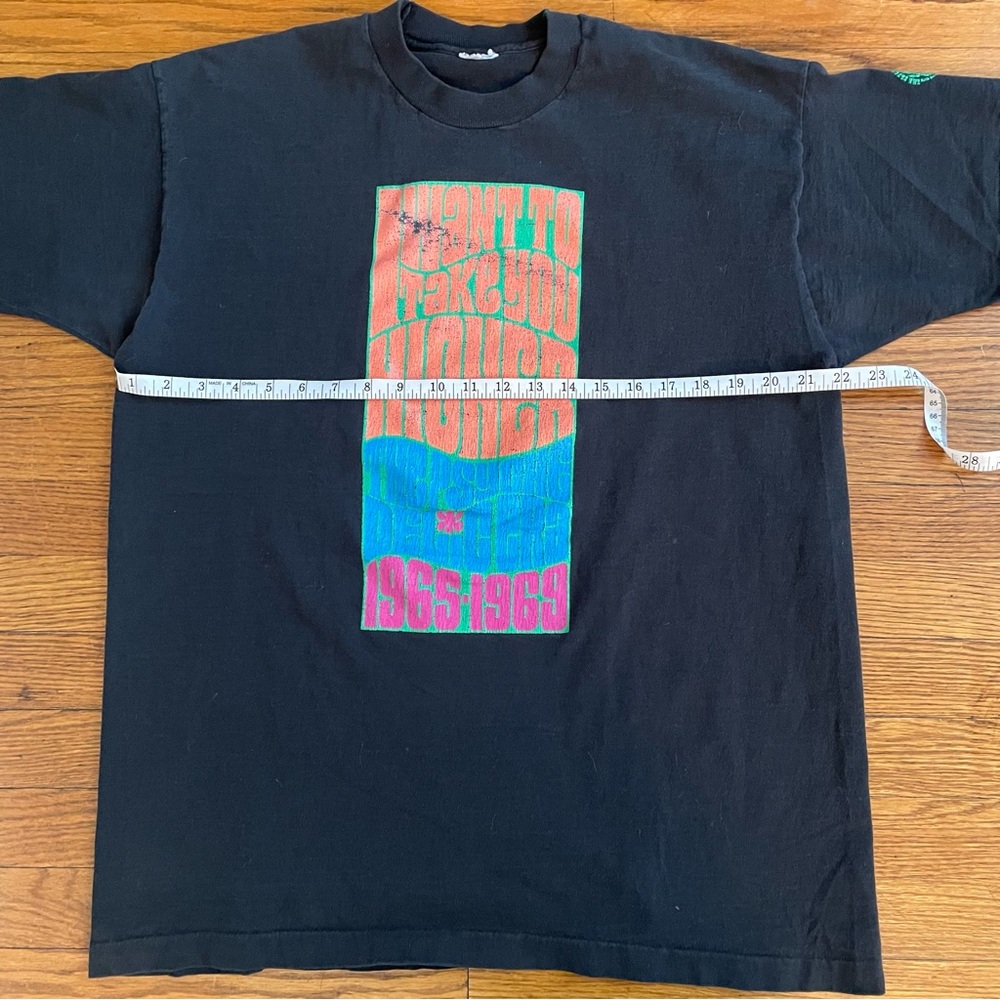 Vintage 90s Rock and Roll Hall of Fame Faded Black Graphic T-Shirt - Picture 3 of 6
